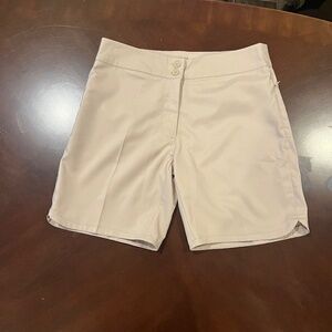 Lady Pinseeker Performance Golf Shorts